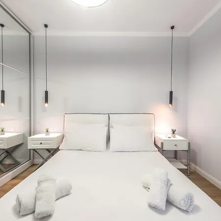 Appartamento Luxurious Brand New Marina View Durrës